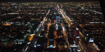 How US Cities Use Smart Tech to Upgrade Infrastructure - Cover Image