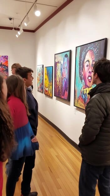 Get Your Art Featured: Insider Tips for US Galleries